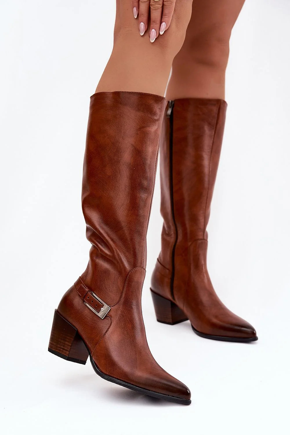 bottes femme cavalières cuir naturel cognac bout pointu talon bloc effet bois lisse patiné fermeture éclair