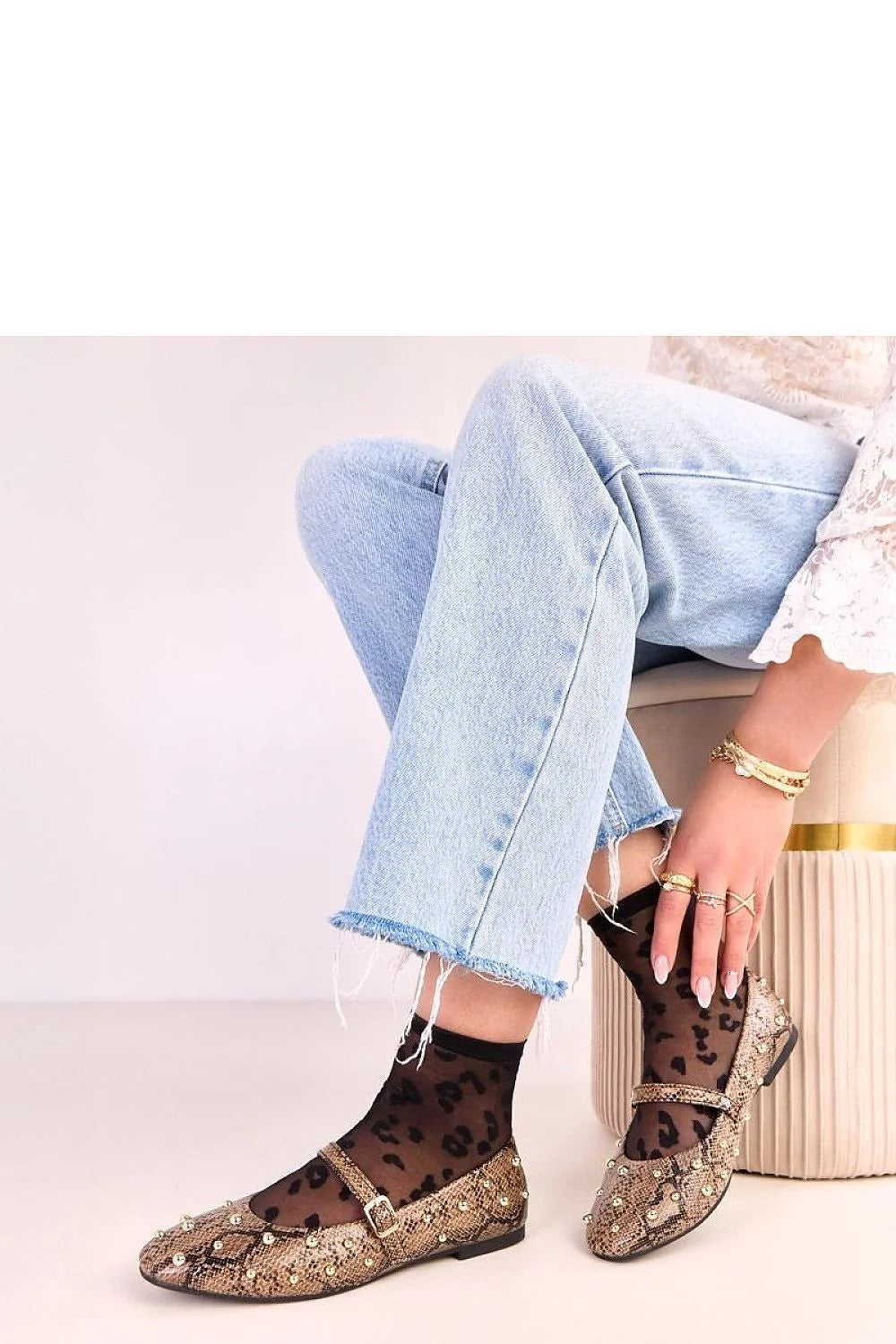 ballerines Solea cuir écologique qualité supérieure bride sangle réglable boucle motif serpent doré perles clous bout carré talon plat confort