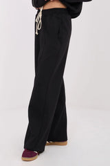 pantalon jogging large noir femme taille haute ceinture nouer cordon beige poches latérales molleton épais tombé fluide confortable