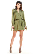 Robe élégante polyester vert olive bohème détails dorés coupe ample tendance idéale moments décontractés