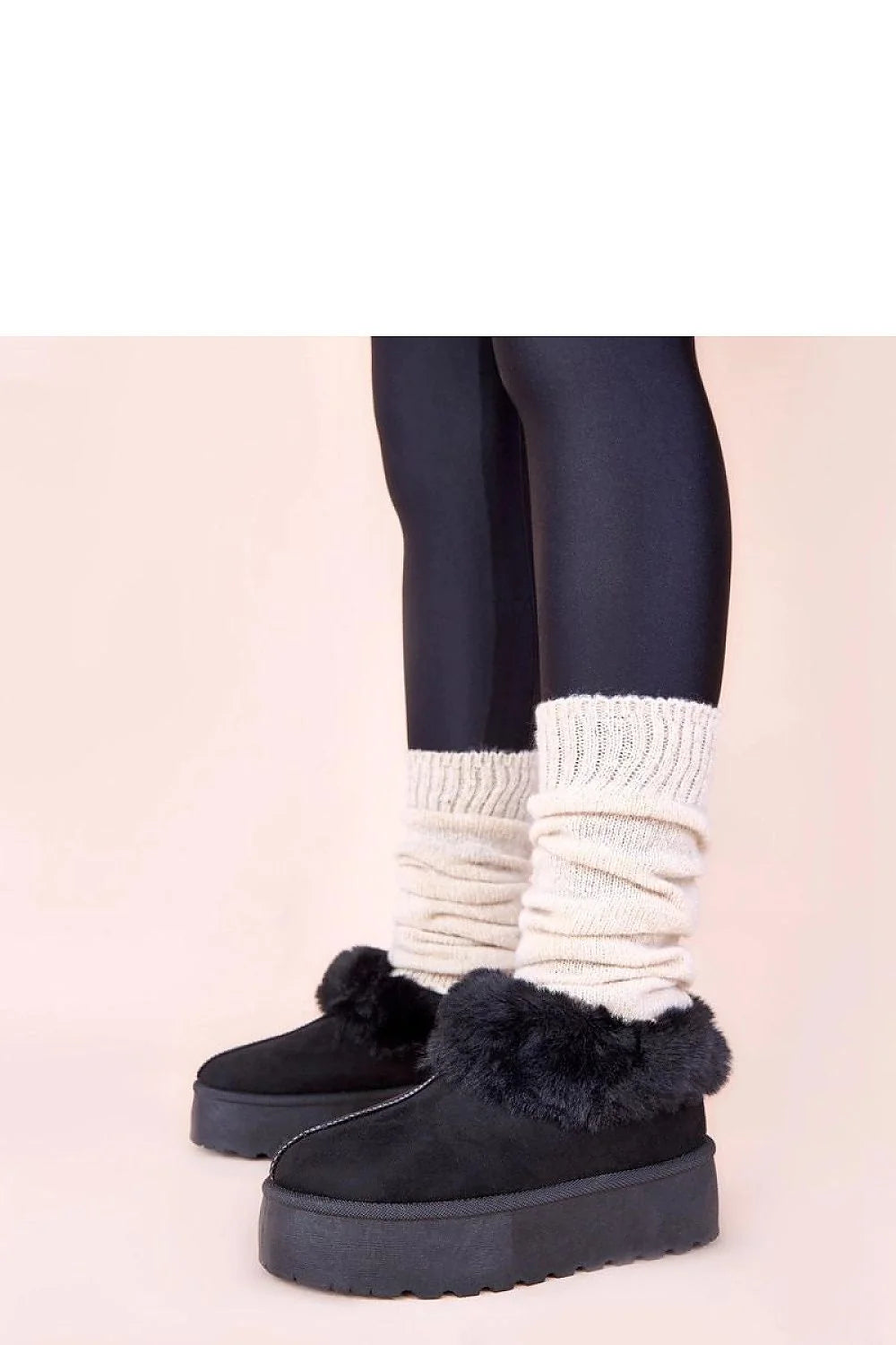 bottes neige noires fourrure Deesi suédine écologique doublure chaude confortable antidérapante semelle plateforme épaisse cheville cocooning