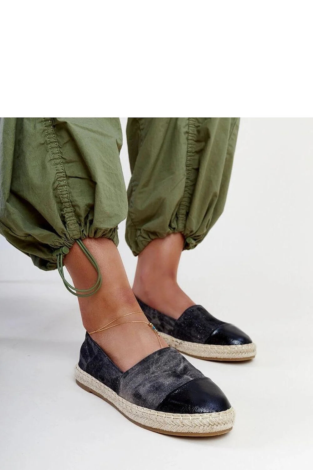 Espadrilles pour femme style décontracté chic design vintage textile cuir noir semelle corde caoutchouc confortable été printemps accessoires dorés