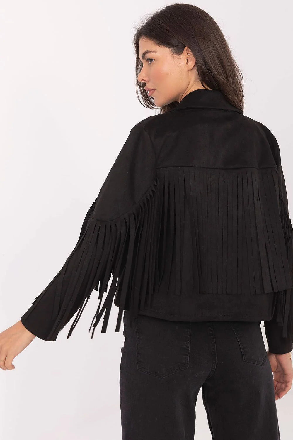veste femme blazer court cropped suédine noire col tailleur coupe courte taillehanche franges longues volantées manches ouvertes bohème chic légère
