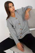 Cardigan Rue Paris pour femme en maille grise motif torsadé manches longues coupe relaxée boutons en bois