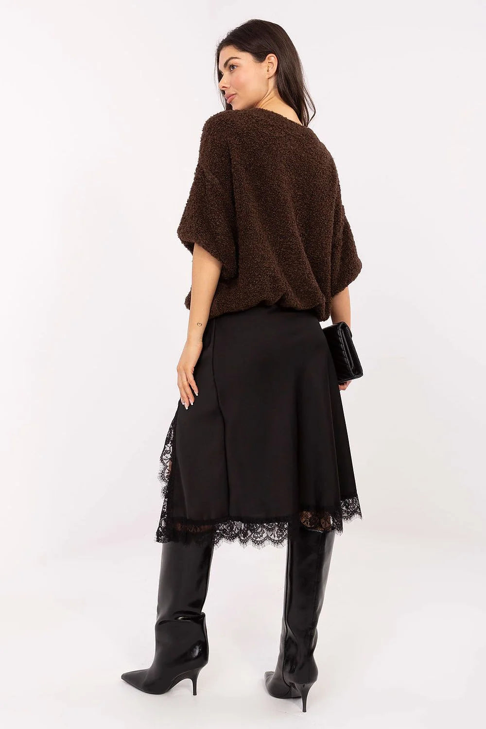 cardigan femme teddy sherpa bouclé pelucheuse marron foncé coupe courte boxy manches troisquarts amples col rond boutons métalliques