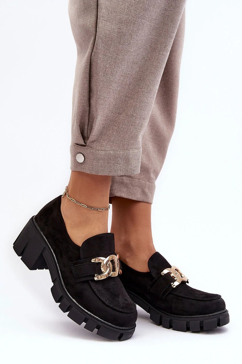 mocassins femmes cuir suédé noir grosse chaîne dorée empeigne semelle crantée gomme plateforme 25mm talon 6cm confort sophistiqué