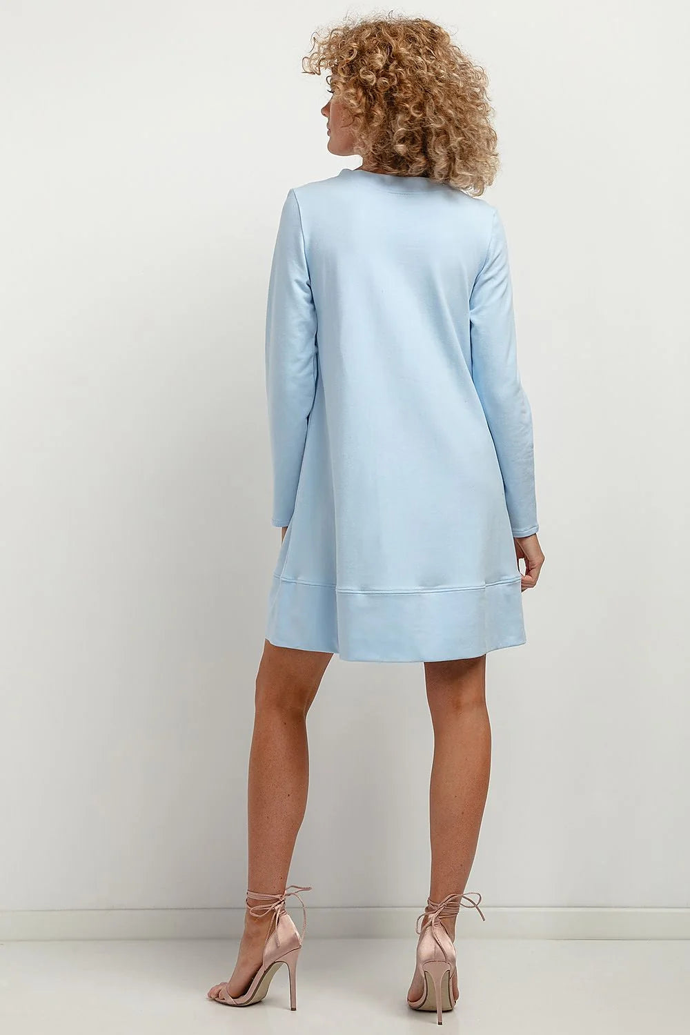 Robe de jour Tessita maille trapeze longueur genou manches longues encolure ronde style décontracté