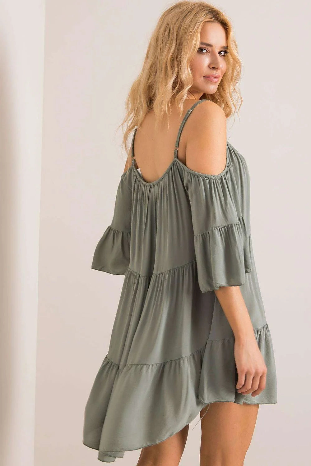 Robe d'été asymétrique manches épaules nues volants noir viscose respirante féminine décontractée élégante occasion quotidienne mode femme