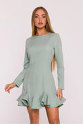 robe cocktail Moe subtile féminine tissu lisse finition mate volant fantaisie bas col classique arrondi manches longues