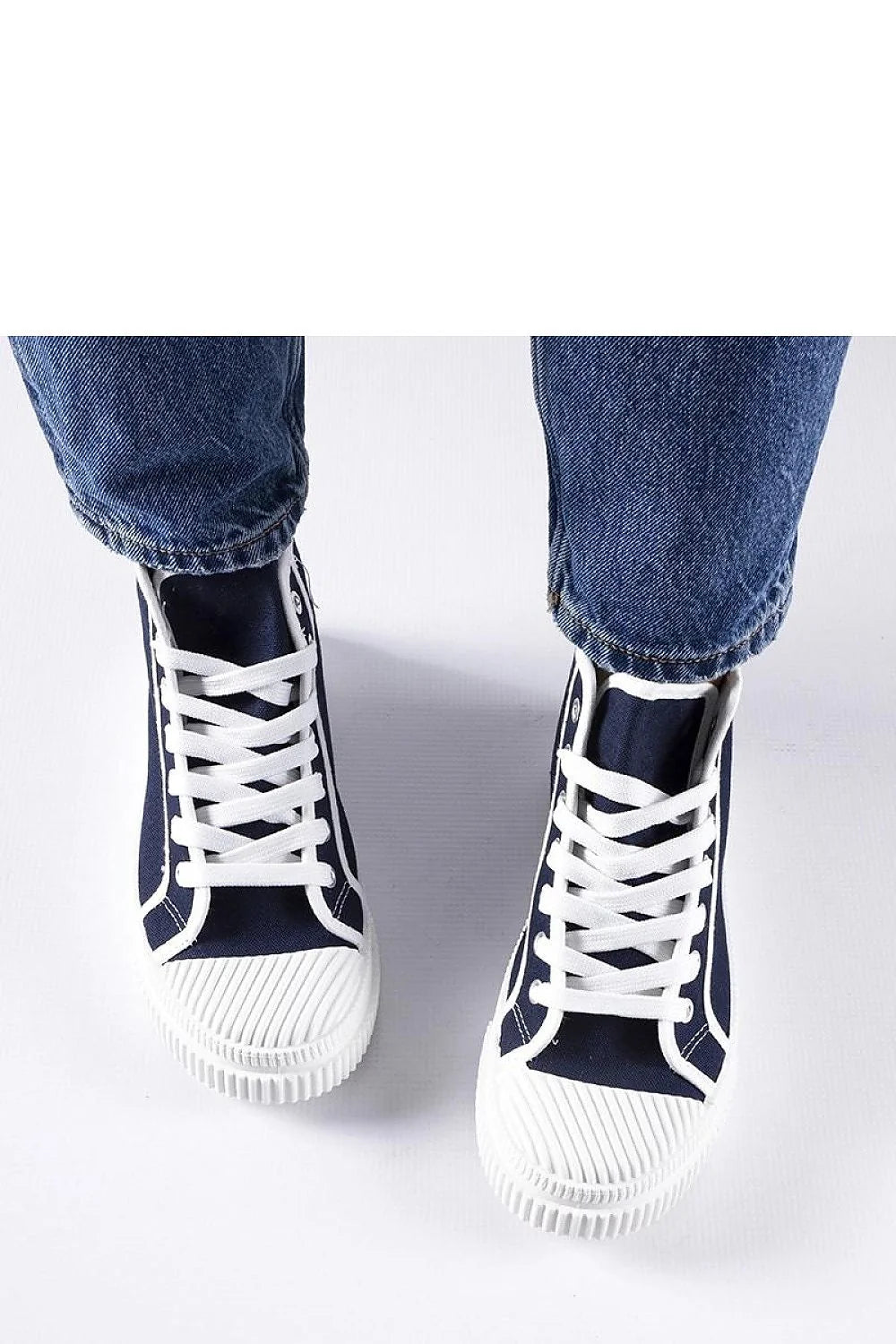 baskets montantes Solea bleu marine blanc toile lacets métalliques œillets semelle caoutchouc épaisse bout renforcé nervuré