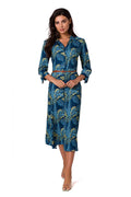 robe chemise midi boutonnée col chemise imprimé feuilles tropicales bleu vert coupe fluide manches trois quarts nouées ceinture fine marron