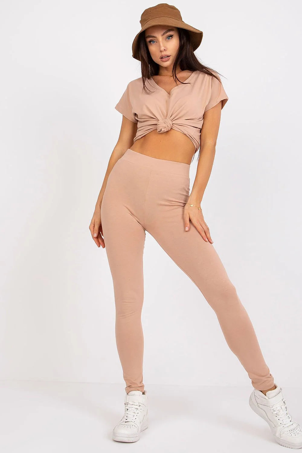 Ensemble mode femme short legging vert émeraude design tendance coupe ajustée taille haute occasion décontractée