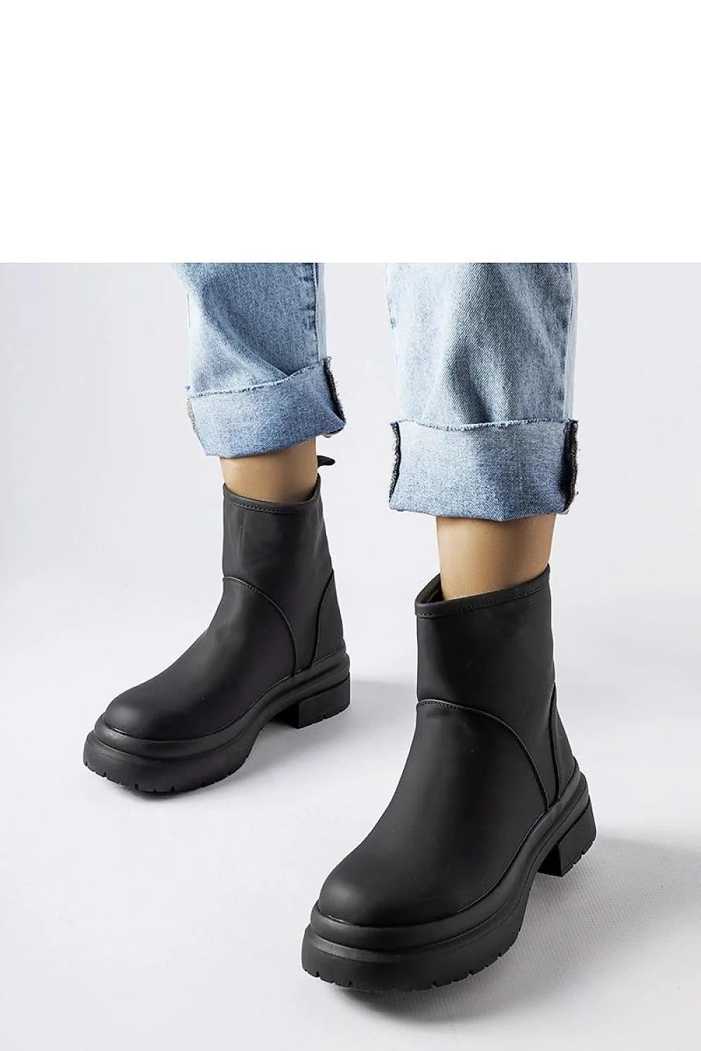 Bottes noires en caoutchouc Clotilde femme mode hiver résistantes à l'eau confort thermique doublées semelle compensée talon plat