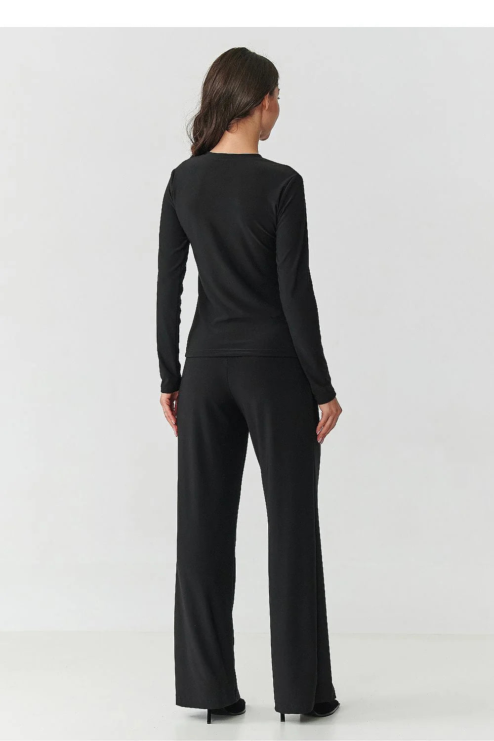 ensemble noir femme chemisier ajusté manches longues inserts résille transparents encolure ronde pantalon taille haute jambes larges stretch fluide élégant