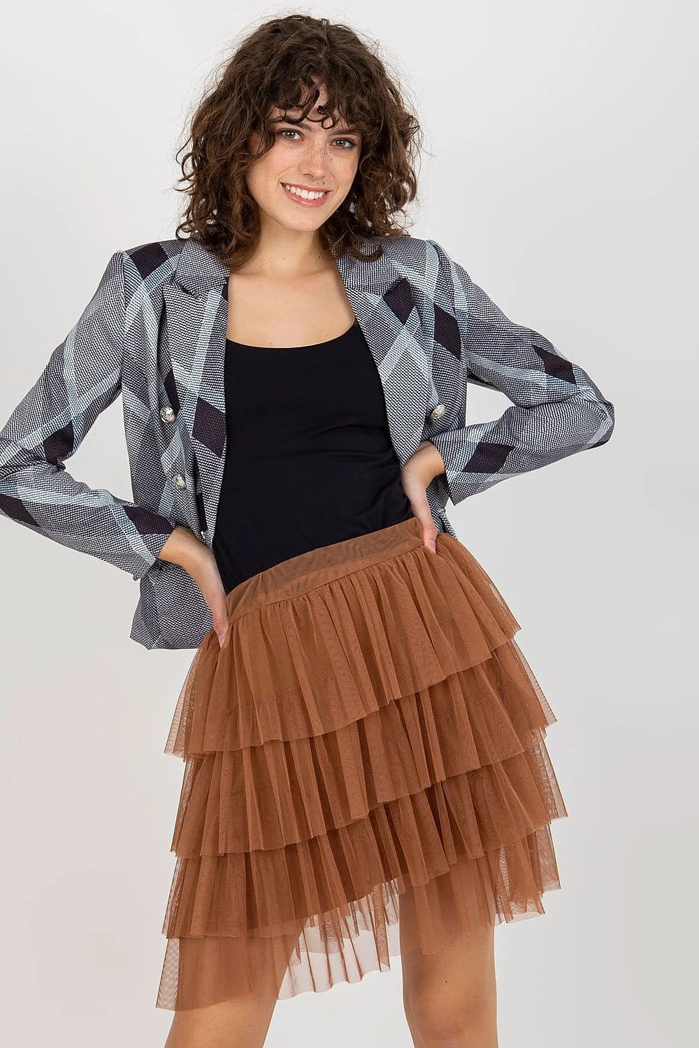 Ensemble blazer et jupe Och Bella tweed bleu clair, tulle marron, modern style sophistiqué
