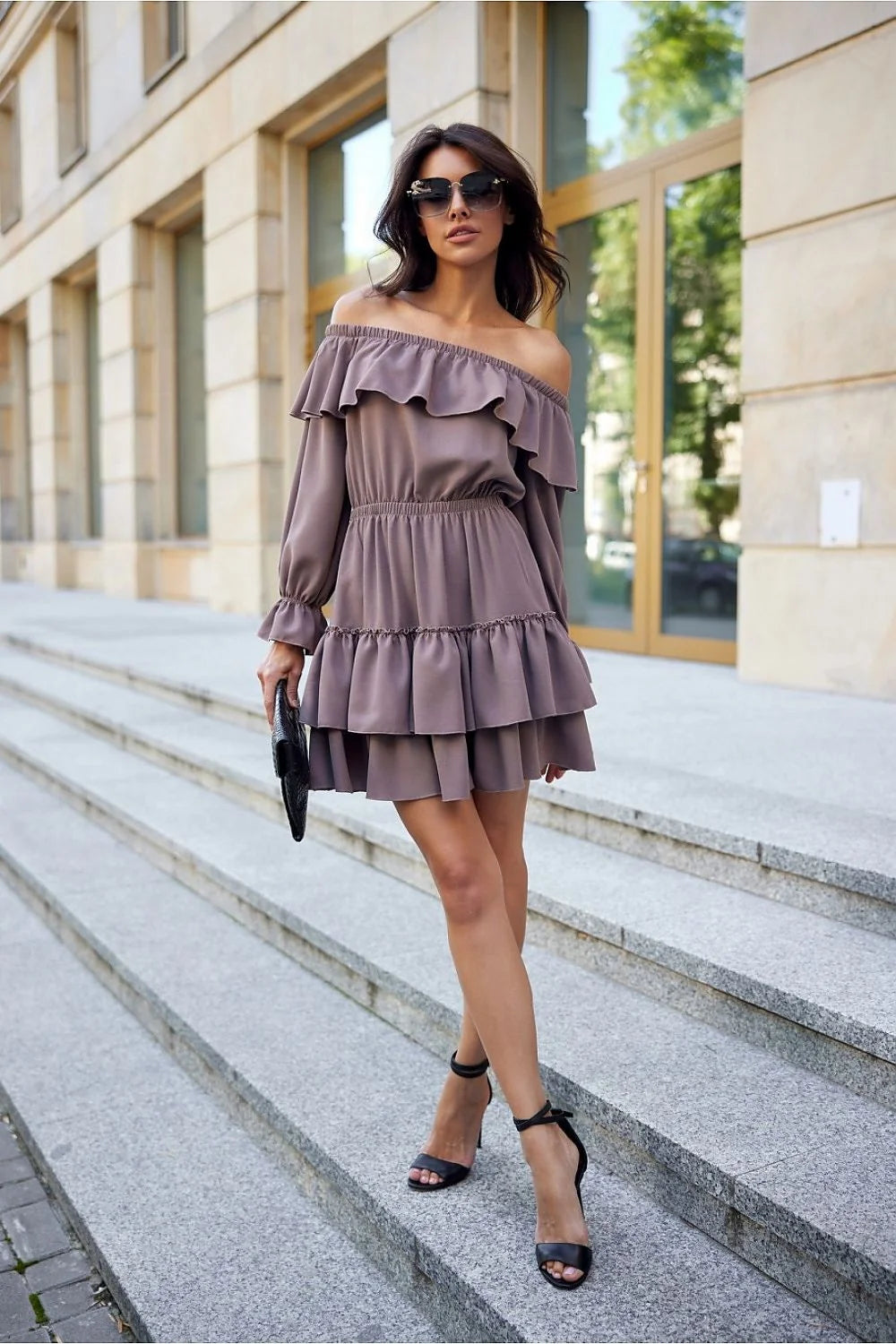 robe Roco Fashion bardot mauve volants multiples manches longues resserrées taille élastique cintrée jupe courte superposée trapèze fluide