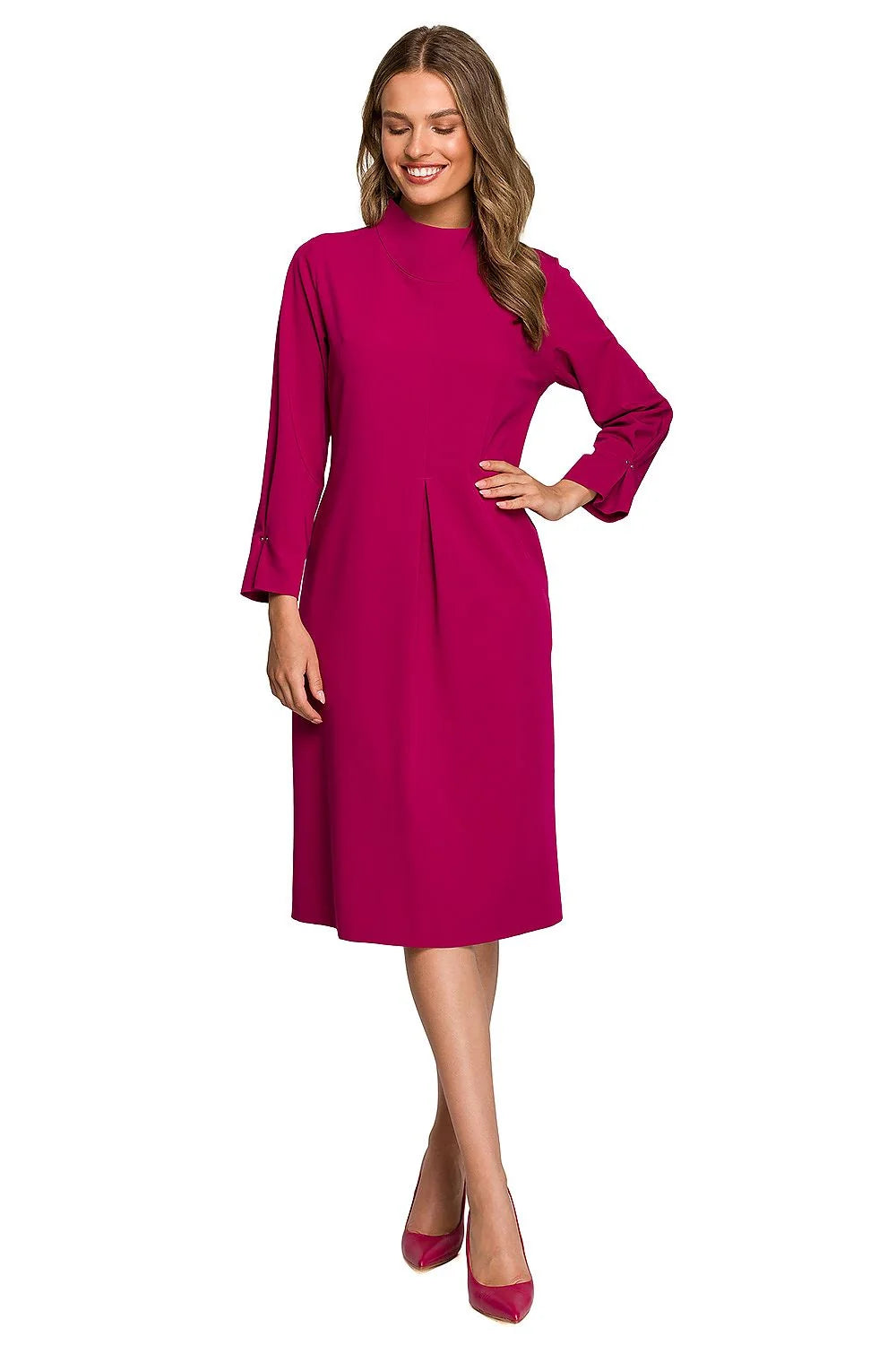 Robe de jour élégante en vert émeraude manches longues col montant plis devant coupe midi femme