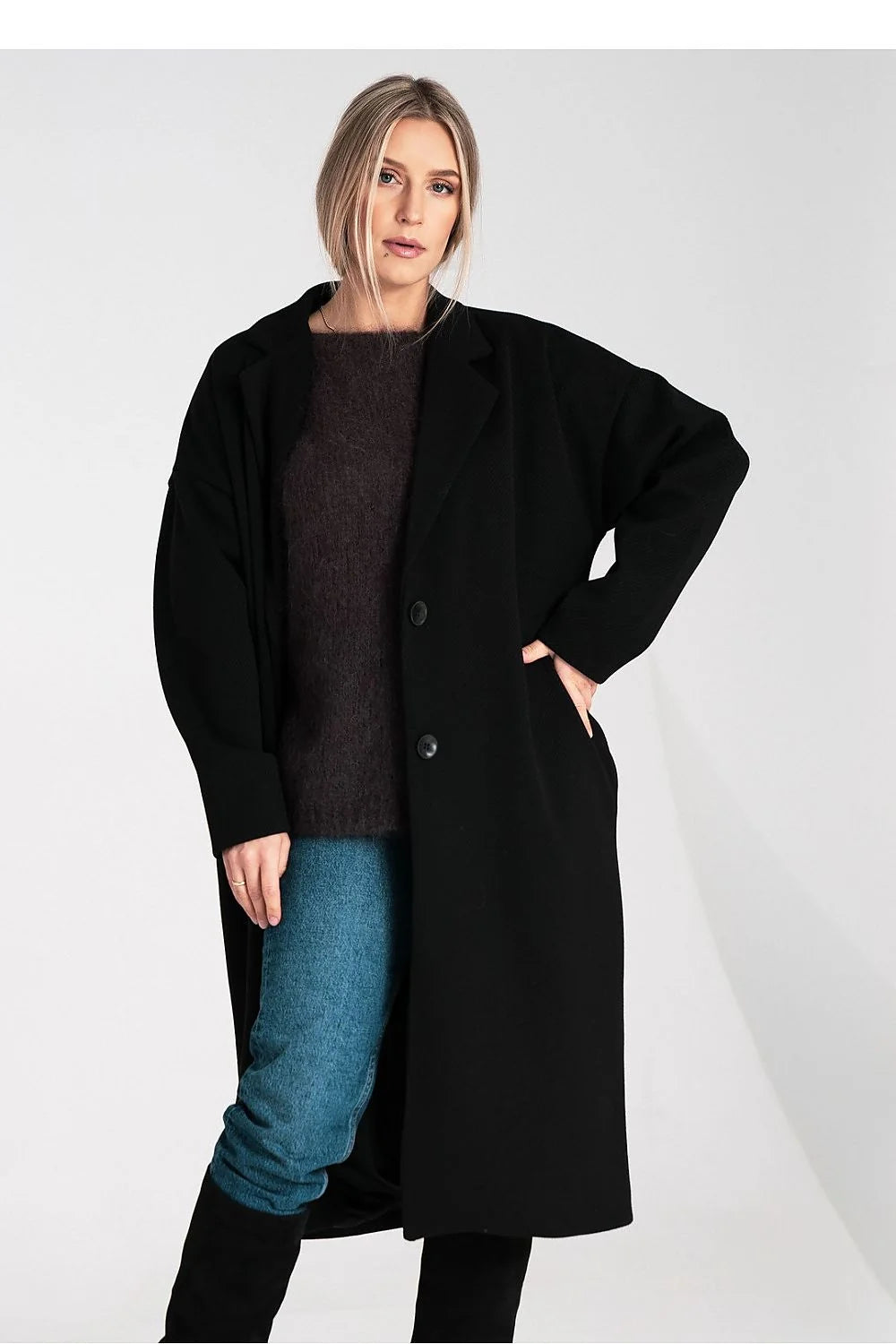 manteau long noir oversize femme coupe droite mi longue col tailleur manches tombantes fermeture deux boutons tissu épais