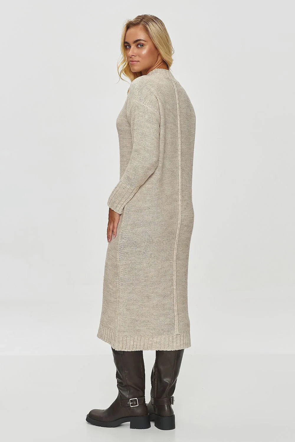 Robe de jour Makadamia en maille longue manches longues col rond beige clair pour femme élégance intemporelle