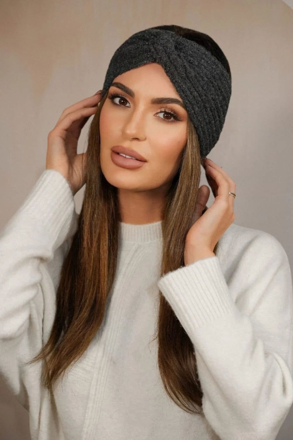Kamea bandeau tricot torsadé anthracite turban twist frontal large couvrant maille épaisse douce extensible alpaga laine premium ajusté