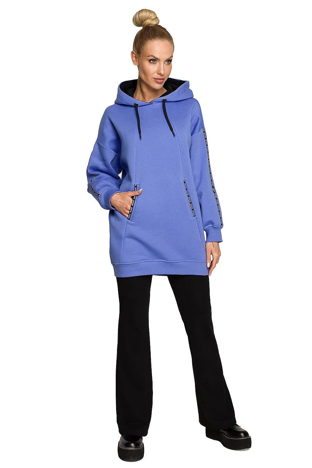Sweatshirt Moe oversize capuche bleu femme confortable maille douce 90% coton 10% polyester manches larges poches latérales