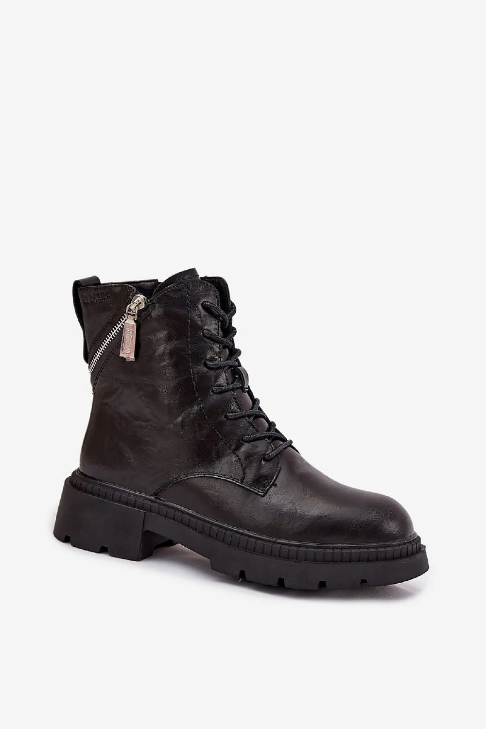bottines femme montantes cuir suédé noir lisse bout rond tige cheville lacets oeillets renforcés fermeture éclair latérale argentée semelle plateforme