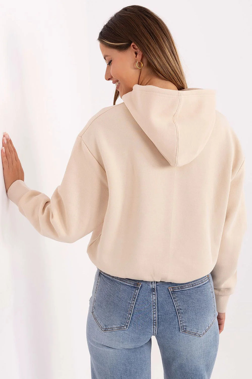 sweat capuche femme casual oversize beige écru molleton brossé doux manches longues pullover imprimé poitrine finitions côtelées poignets taille