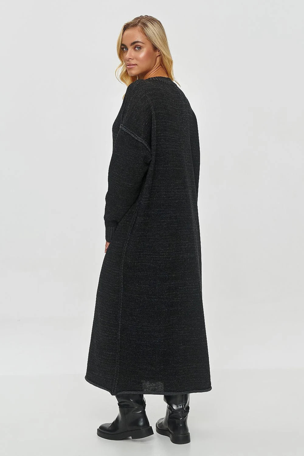 Robe longue ample Makadamia en tricot noir manches longues encolure ronde pour femme automne hiver