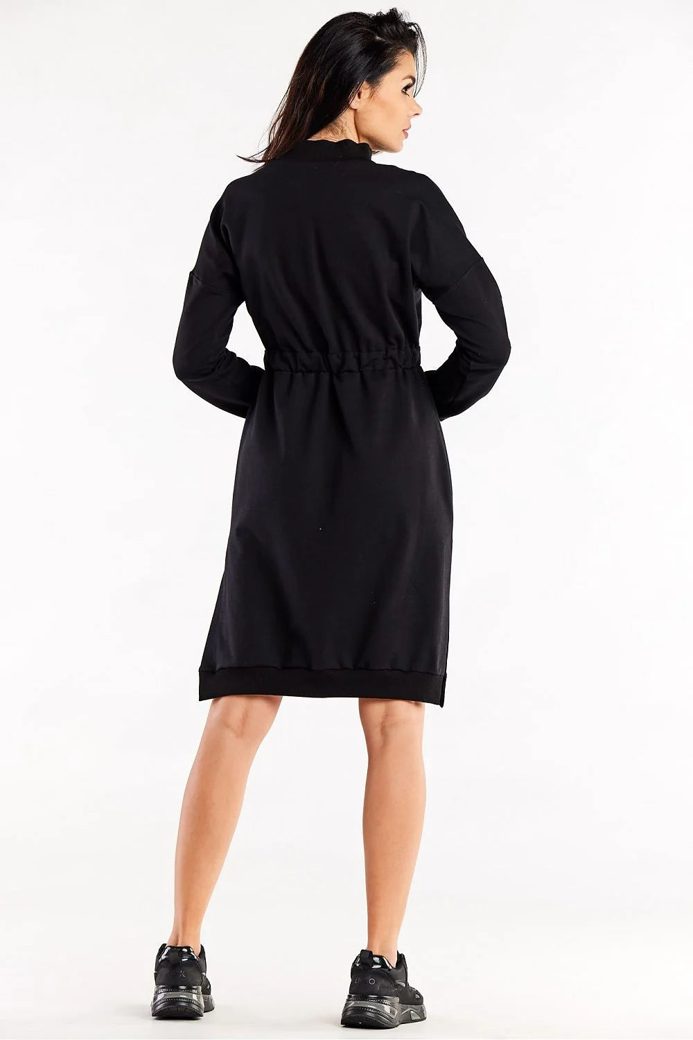 Robe de jour Infinite You moderne sportive manches longues fente latérale élastique taille ajustable couleur noire femme