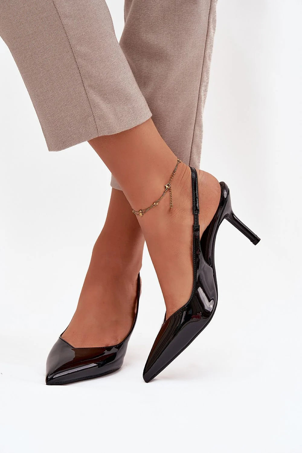 escarpins femme slingback bride arrière bout pointu talon aiguille élégant verni noir brillant semelle fine maintien assuré polyvalent bureau soirée