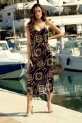 Robe satin élégante motif baroque chic décolleté V midi fines bretelles femme soirée