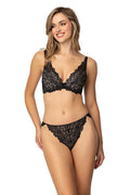 soutiengorge pushup armatures plongeant dentelle guipure florale festonnees string assorti reglables coussinets rembourres galbant maintien confortable respirant quotidien sexy raffine