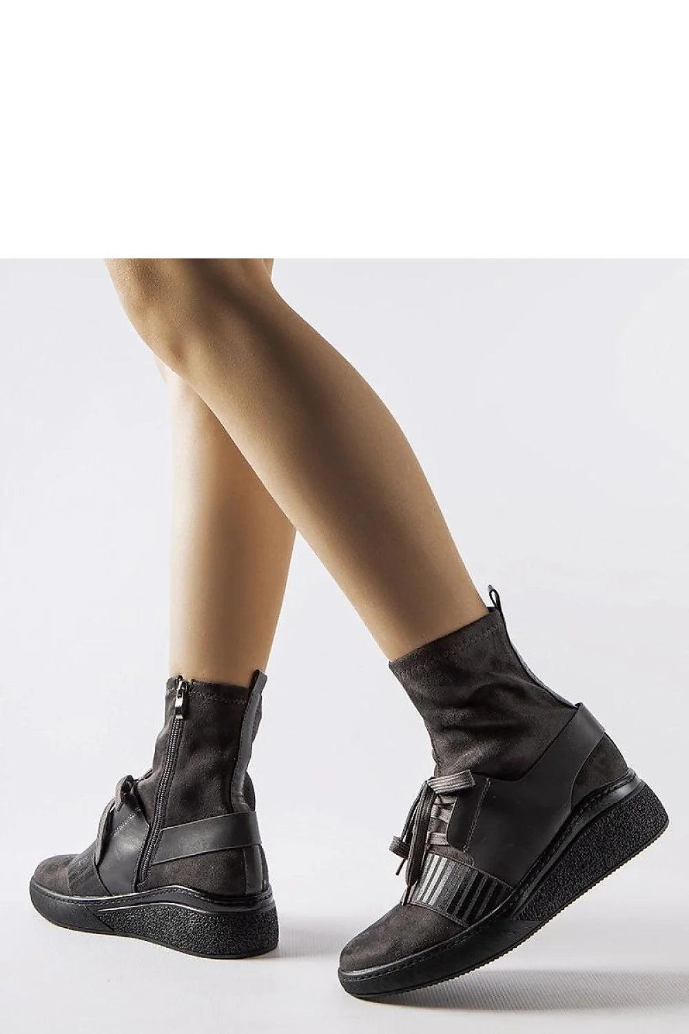Bottines pour femmes design moderne fonctionnel fermeture éclair lacets cuir biologique talon compensé confortable