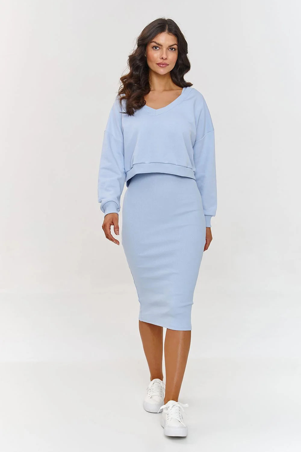Ensemble deux pièces Makadamia bleu pastel top col V manches longues jupe midi femme mode casual
