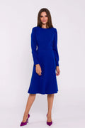 Robe de jour élégante longue manches longues dos couvert bleu intense taille marquée femme