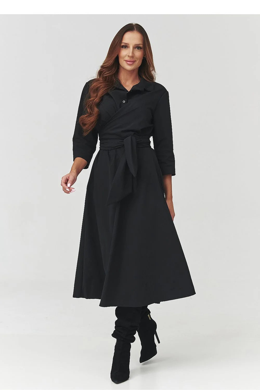 robe chemise midi ceinture taille élégante intemporelle confort haute qualité ajustée silhouette col classique portefeuille manches trois quart