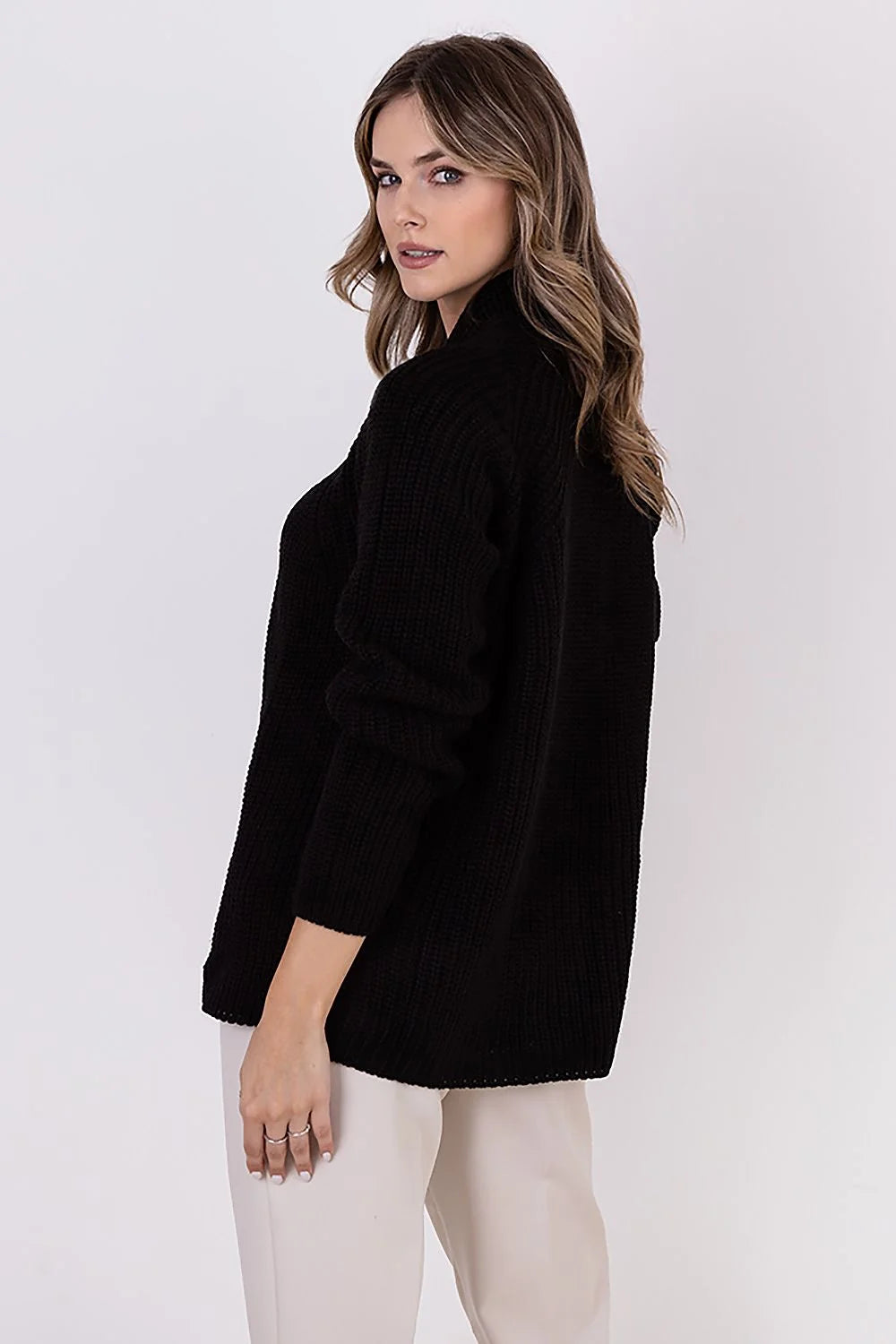 Cardigan femme noir maille épaisse col châle manches longues coupe droite style intemporel élégant vêtement hiver