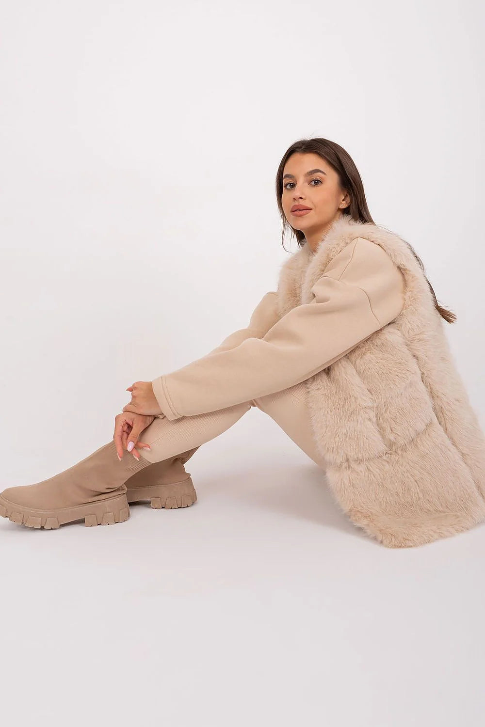 Gilet en fausse fourrure élégant et confortable pour femme, style ouvert, coupe droite, automne/hiver