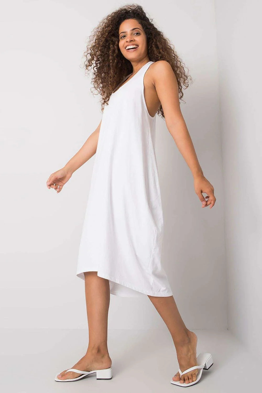 Robe de jour style décontracté été sans manches coupe trapèze longueur genou coton vert menthe femme polyvalente