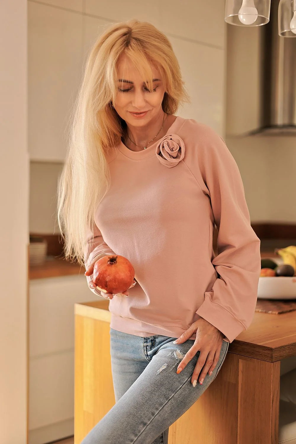 Sweatshirt Femme Coton Rose en Tissu Coupe Classique Confort Élégance Manches Longues Light Pink Décontracté Élégance