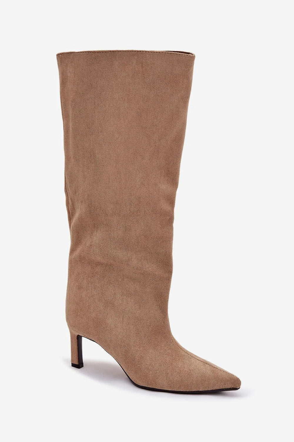 bottes montantes femme suède écologique souple beige taupe bout pointu talons aiguilles facile enfiler coutures décoratives élégante silhouette allongeante