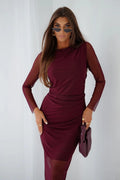 robe soirée bordeaux tulle midi moulante stretch manches longues empiècements transparents col rond drapé flatteur silhouette cintrée élégante