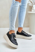 baskets femme similicuir noir plateforme compensées semelle épaisse blanche contrastée bout rond lacets œillets dorés breloque papillon strassée