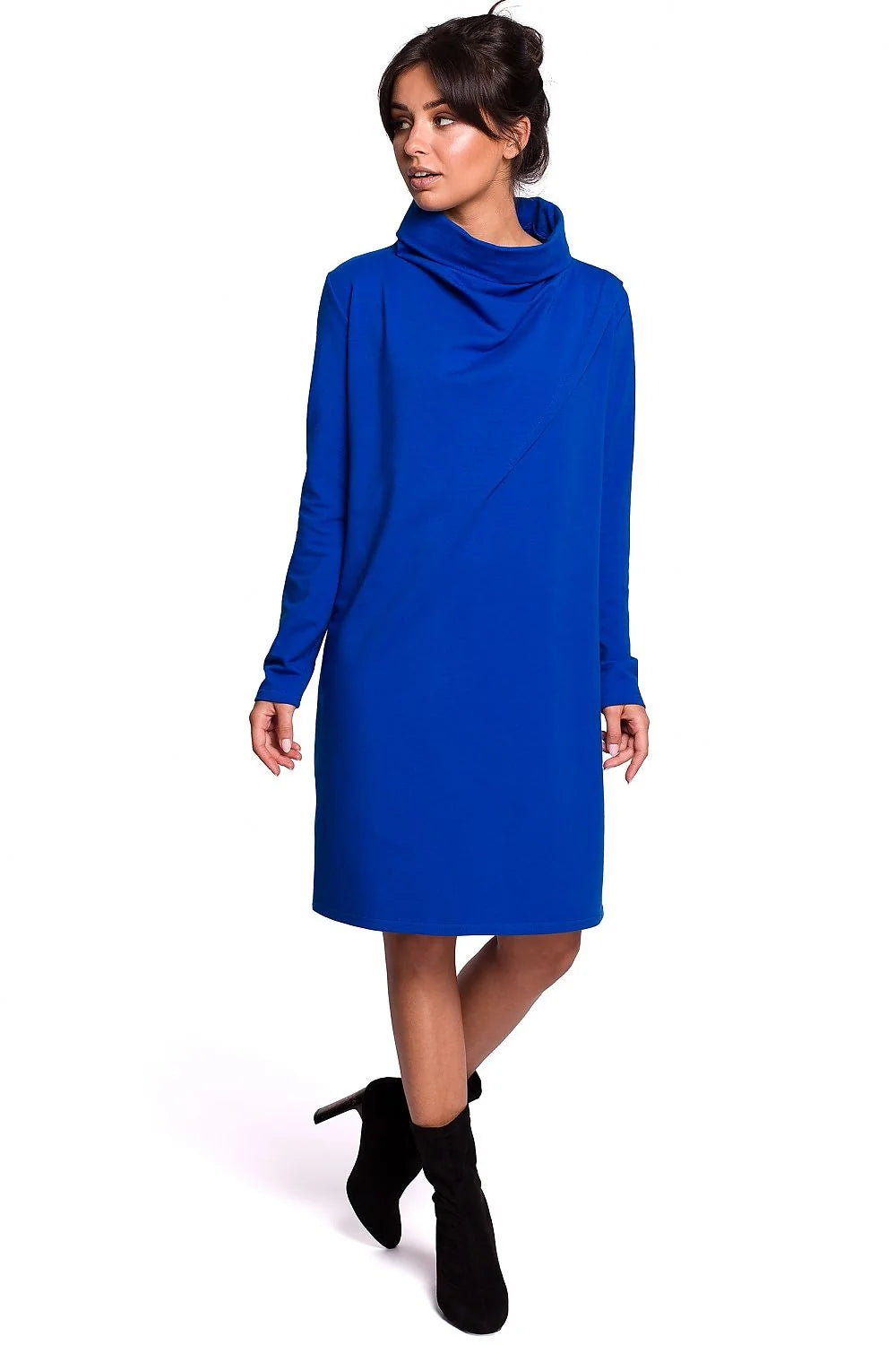 Robe noire coton élasthanne chic casual manches longues col cheminée pour femmes modernes élégantes