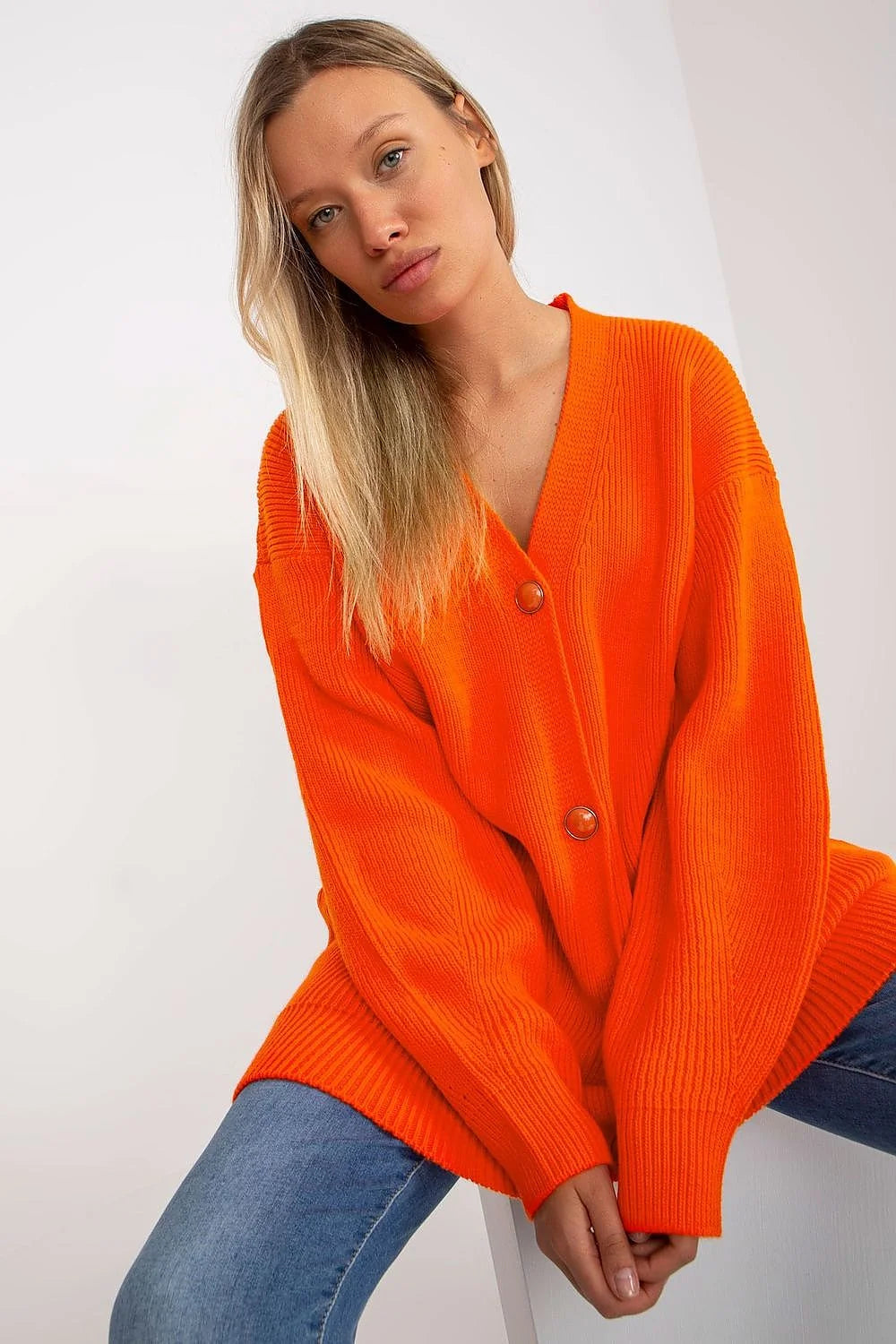 Cardigan longue pour femme en acrylique style minimaliste couleur ivoire fermeture à boutons manches longues coupe oversized