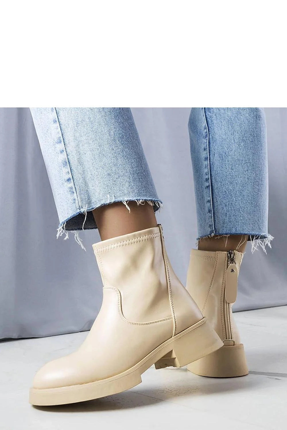 Bottines classiques femmes cuir synthétique crème design moderne urban style zip latéral semelle épaisse confortable tenues élégantes décontractées