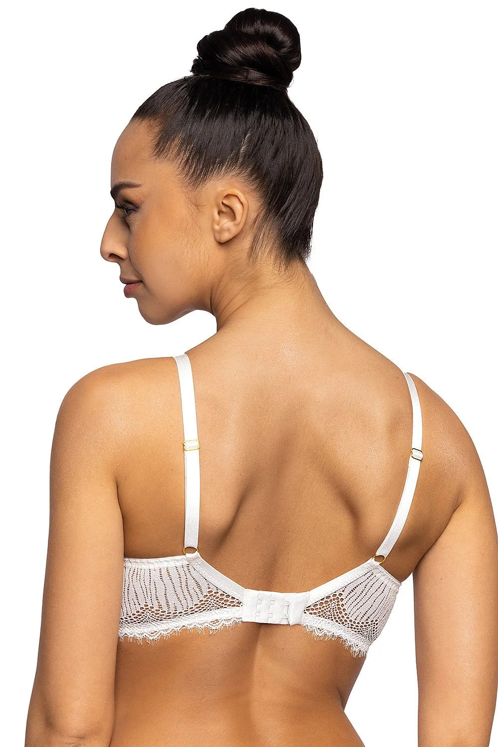 Soutien-gorge élégant en dentelle blanche avec tulle transparent, coussinets amovibles et armatures intégrées, fermeture réglable, bretelles ajustables, occasion spéciale, confort quotidien
