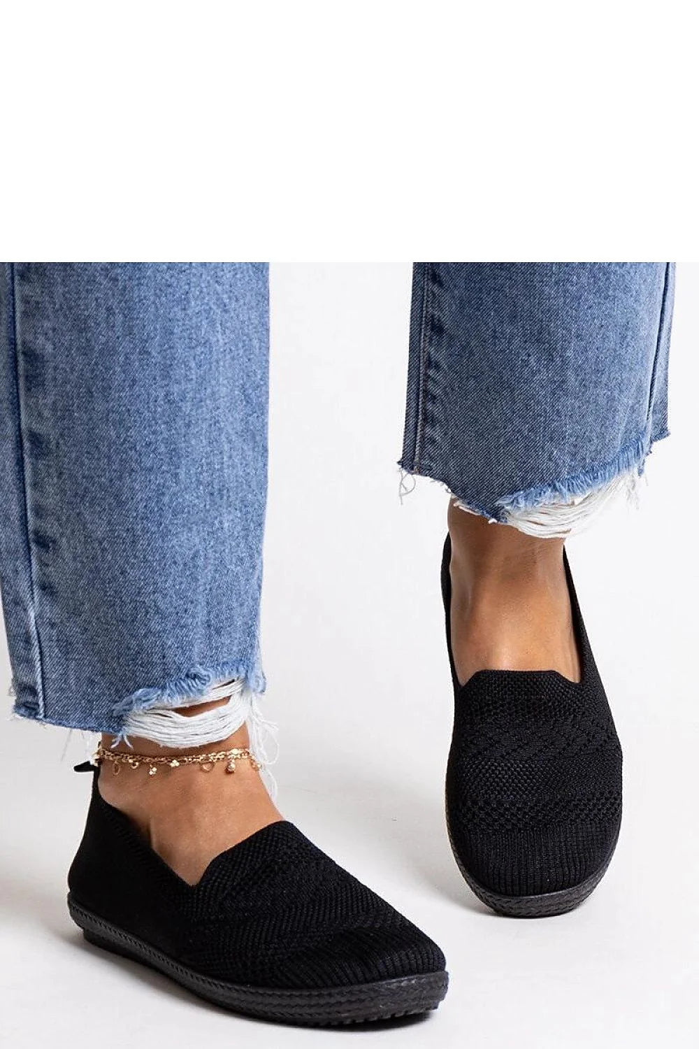 Chaussures femmes style slip-on baskets design moderne décontracté tige textile noire semelle caoutchouc antidérapante occasion quotidienne