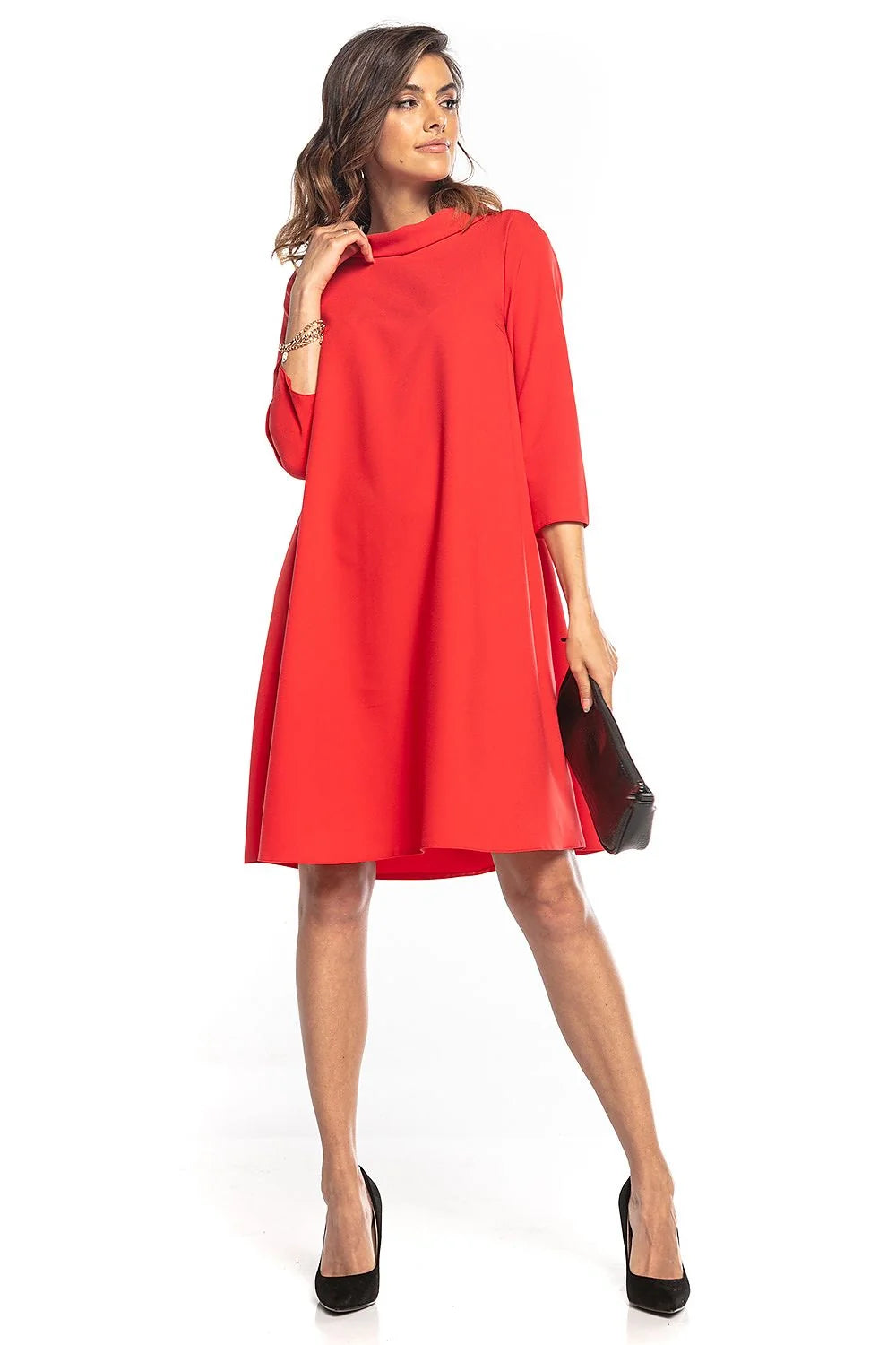Robe trapèze polyester élégante rouge manches 3/4 col montant style Jackie Kennedy femme moderne
