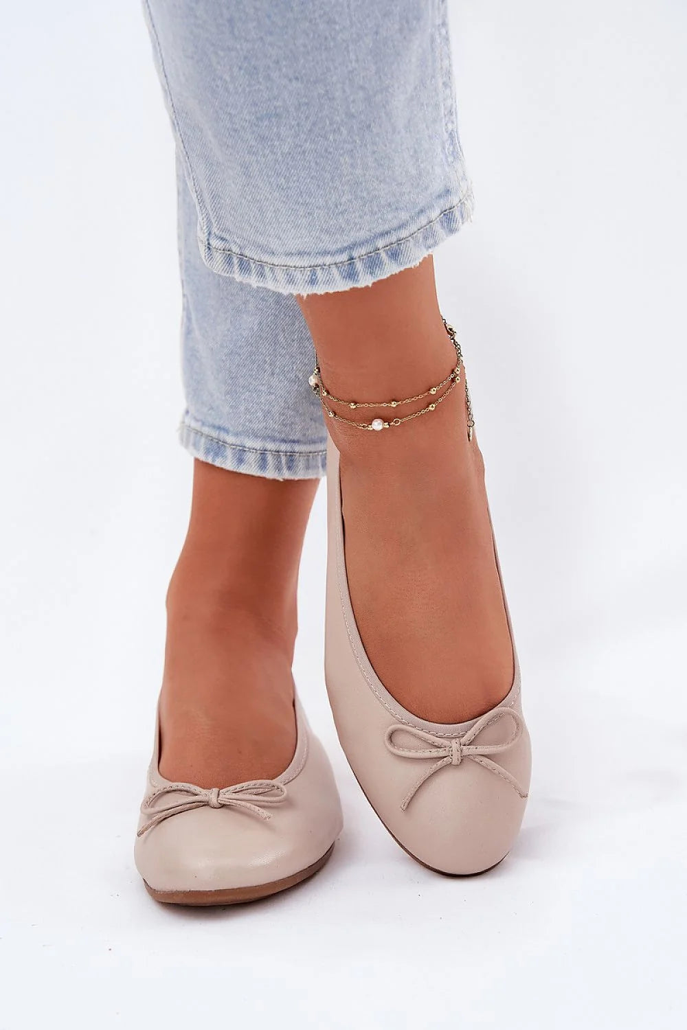 Ballerines élégantes pour femmes en cuir naturel style intemporel confort maximal talon plat nœud délicat beige occasionnels variés